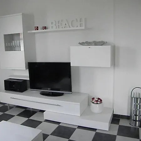 Modern Times Comfortable Spot Zinnowitz